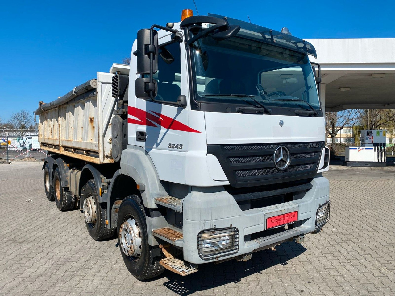 Mercedes-Benz Axor 2 C 4-Achser 3243 8x4 Kipp RETARDER MEILLER - Самосвал: фото 4 Mercedes-Benz Axor 2 C 4-Achser 3243 8x4 Kipp RETARDER MEILLER - Самосвал: фото 4