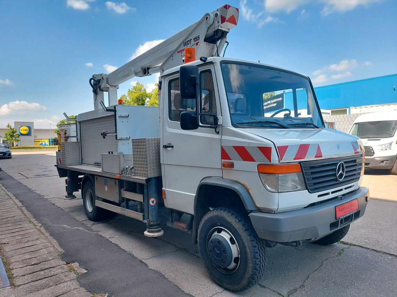 Mercedes-Benz VARIO 814D HUB Steiger WUMAG WDT 155 4X4 ALLRAD - Грузовик с подъемником: фото 2 Mercedes-Benz VARIO 814D HUB Steiger WUMAG WDT 155 4X4 ALLRAD - Грузовик с подъемником: фото 2