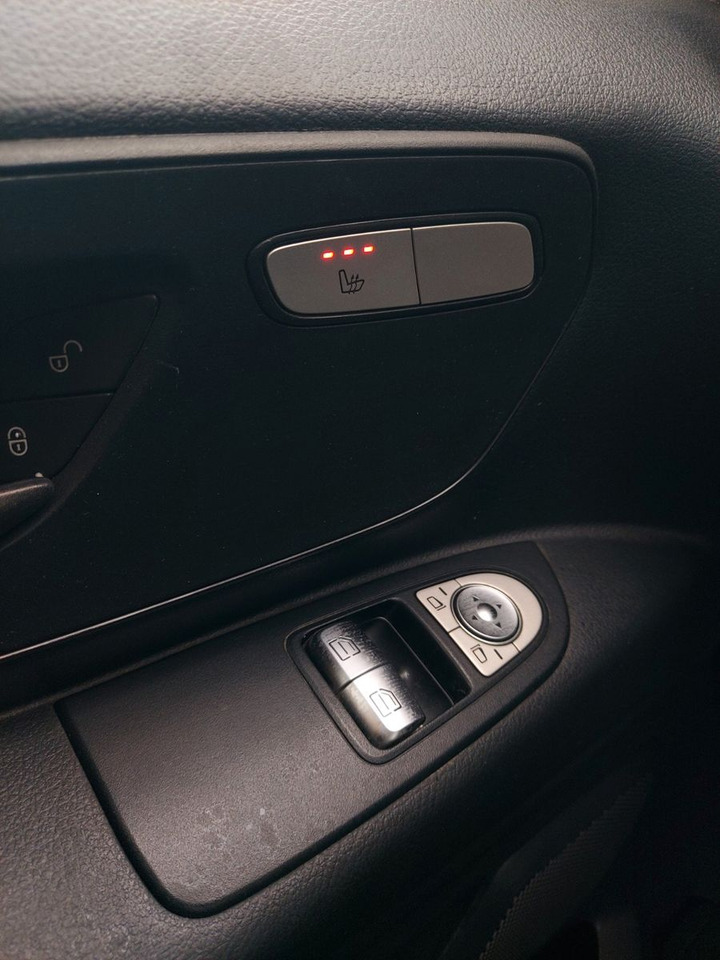 Mercedes-Benz Vito Mixto 119 CDI Lang Autom. Standheiz. Klima - Пассажирский фургон: фото 4 Mercedes-Benz Vito Mixto 119 CDI Lang Autom. Standheiz. Klima - Пассажирский фургон: фото 4