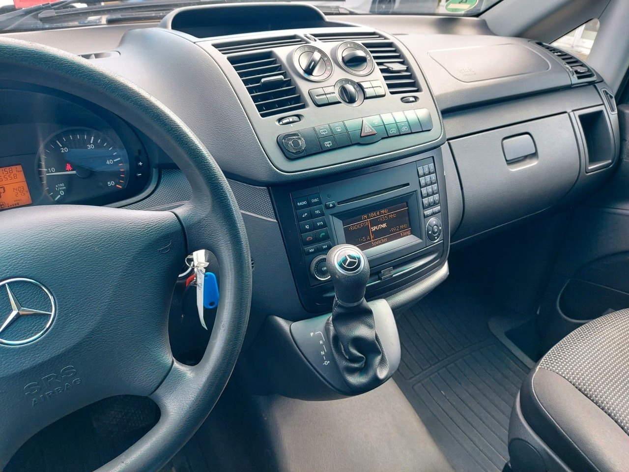 Пассажирский фургон Mercedes-Benz Vito Mixto 4x4 116 CDI lang Autom. Tempo: фото 11 Пассажирский фургон Mercedes-Benz Vito Mixto 4x4 116 CDI lang Autom. Tempo: фото 11