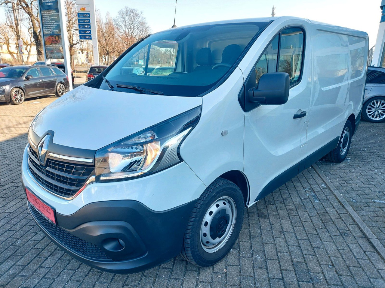 Renault Trafic Kasten L1H1 2,8t Komfort Klima Navi Tempo Renault Trafic Kasten L1H1 2,8t Komfort Klima Navi Tempo - Микроавтобус, Пассажирский фургон: фото 4 Renault Trafic Kasten L1H1 2,8t Komfort Klima Navi Tempo Renault Trafic Kasten L1H1 2,8t Komfort Klima Navi Tempo - Микроавтобус, Пассажирский фургон: фото 4