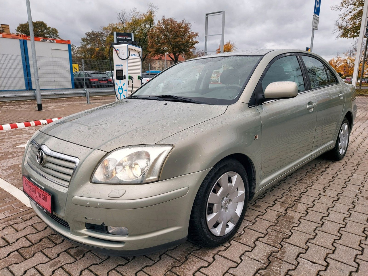 Toyota Avensis 1.8 VVT Lim. Klima Sitzheizung - Седан: фото 3 Toyota Avensis 1.8 VVT Lim. Klima Sitzheizung - Седан: фото 3