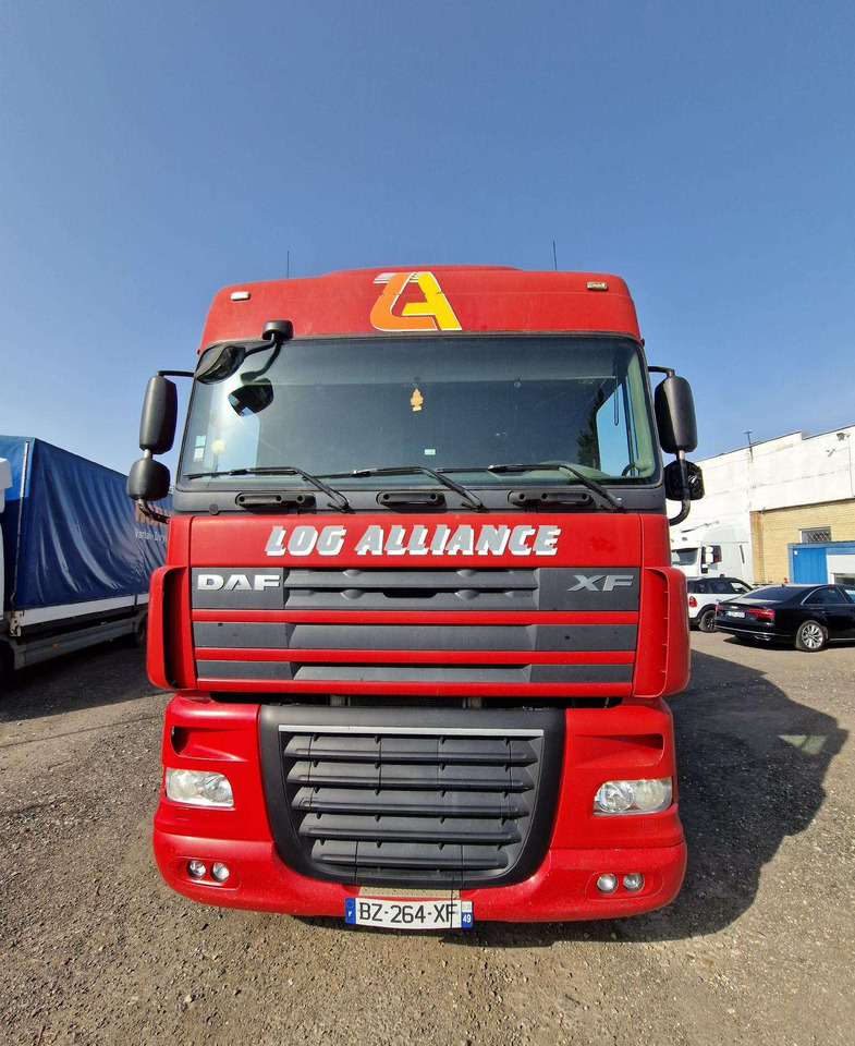 DAF XF 460 FT - Тентованный грузовик: фото 5 DAF XF 460 FT - Тентованный грузовик: фото 5