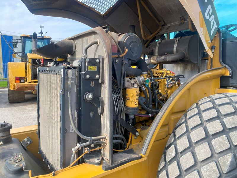 Каток Caterpillar CS64B NVT: фото 20