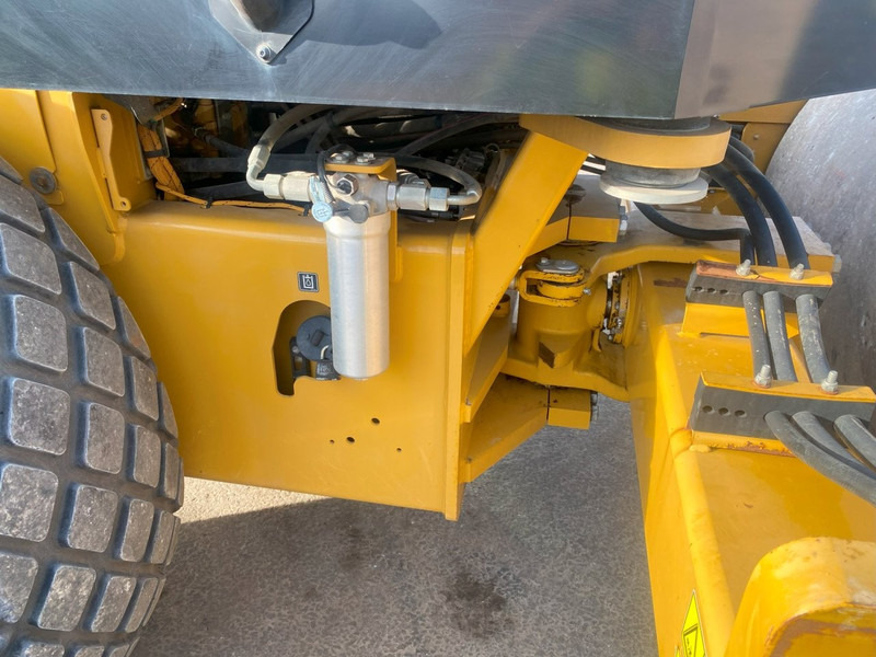 Каток Caterpillar CS64B NVT: фото 8