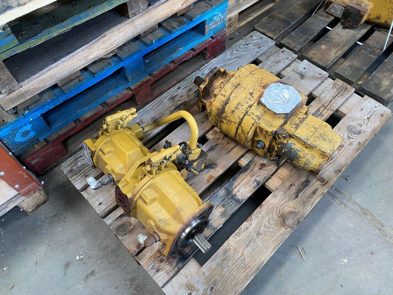 Caterpillar D11 Hydraulic Gear Pump 16E-5294 - Гидравлический насос: фото 1 Caterpillar D11 Hydraulic Gear Pump 16E-5294 - Гидравлический насос: фото 1