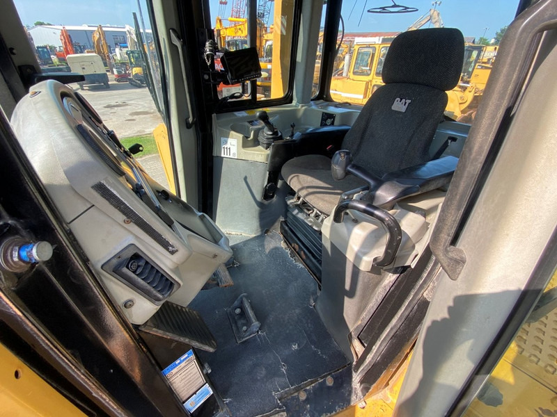 Caterpillar D6T NVT - Бульдозер: фото 3 Caterpillar D6T NVT - Бульдозер: фото 3