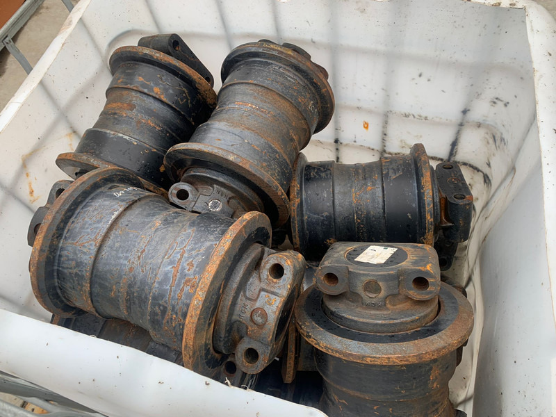 Hitachi Hitachi EX1200D5 bottom track roller SF - Рама/ Шасси: фото 2 Hitachi Hitachi EX1200D5 bottom track roller SF - Рама/ Шасси: фото 2