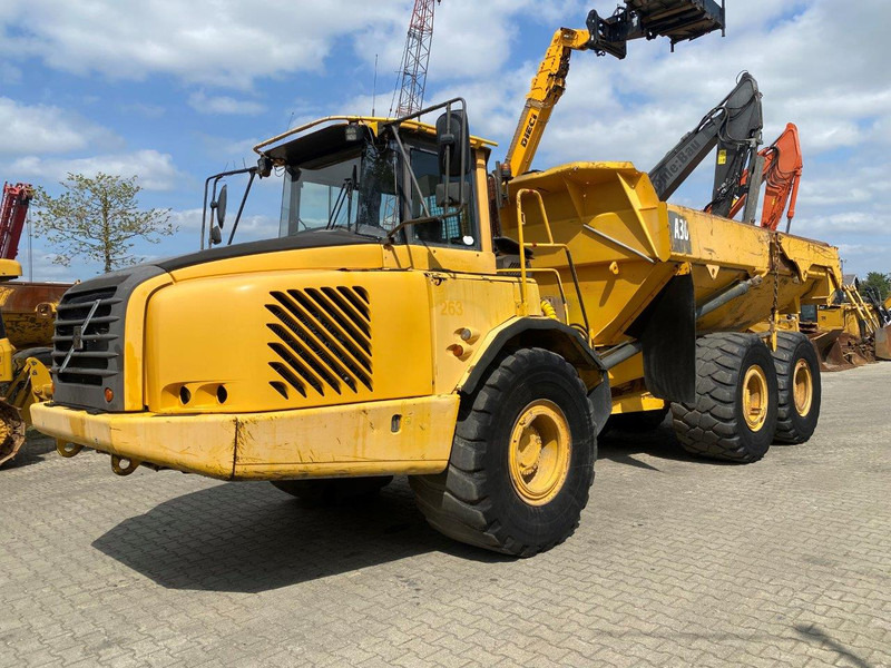 Volvo A 30 D 6x6 dumper articulated hauler - Сочленённый самосвал: фото 1 Volvo A 30 D 6x6 dumper articulated hauler - Сочленённый самосвал: фото 1