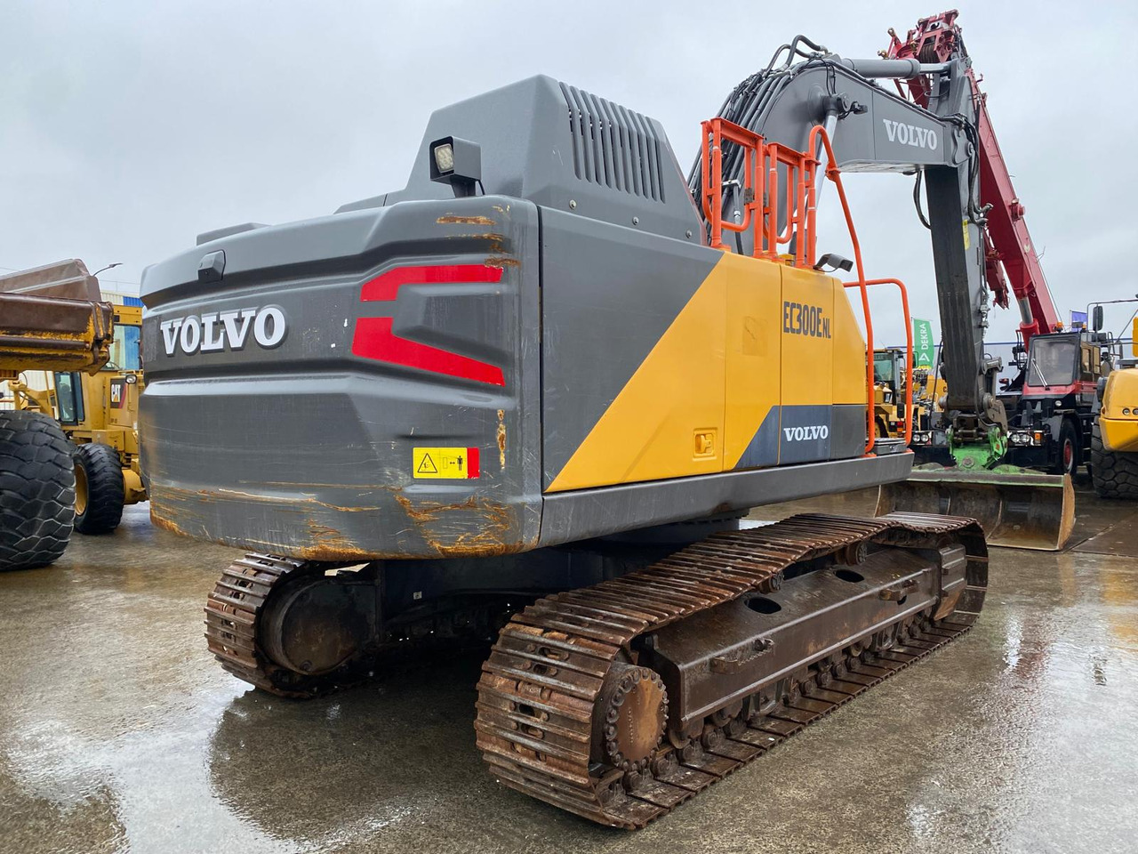 Гусеничный экскаватор Volvo EC300: фото 6 Гусеничный экскаватор Volvo EC300: фото 6