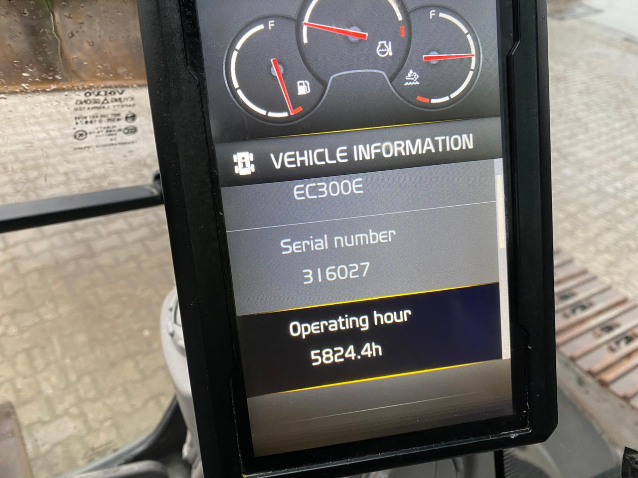 Гусеничный экскаватор Volvo EC300: фото 12 Гусеничный экскаватор Volvo EC300: фото 12