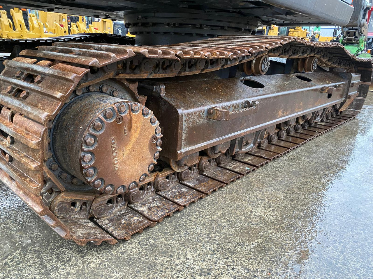 Гусеничный экскаватор Volvo EC300: фото 31 Гусеничный экскаватор Volvo EC300: фото 31