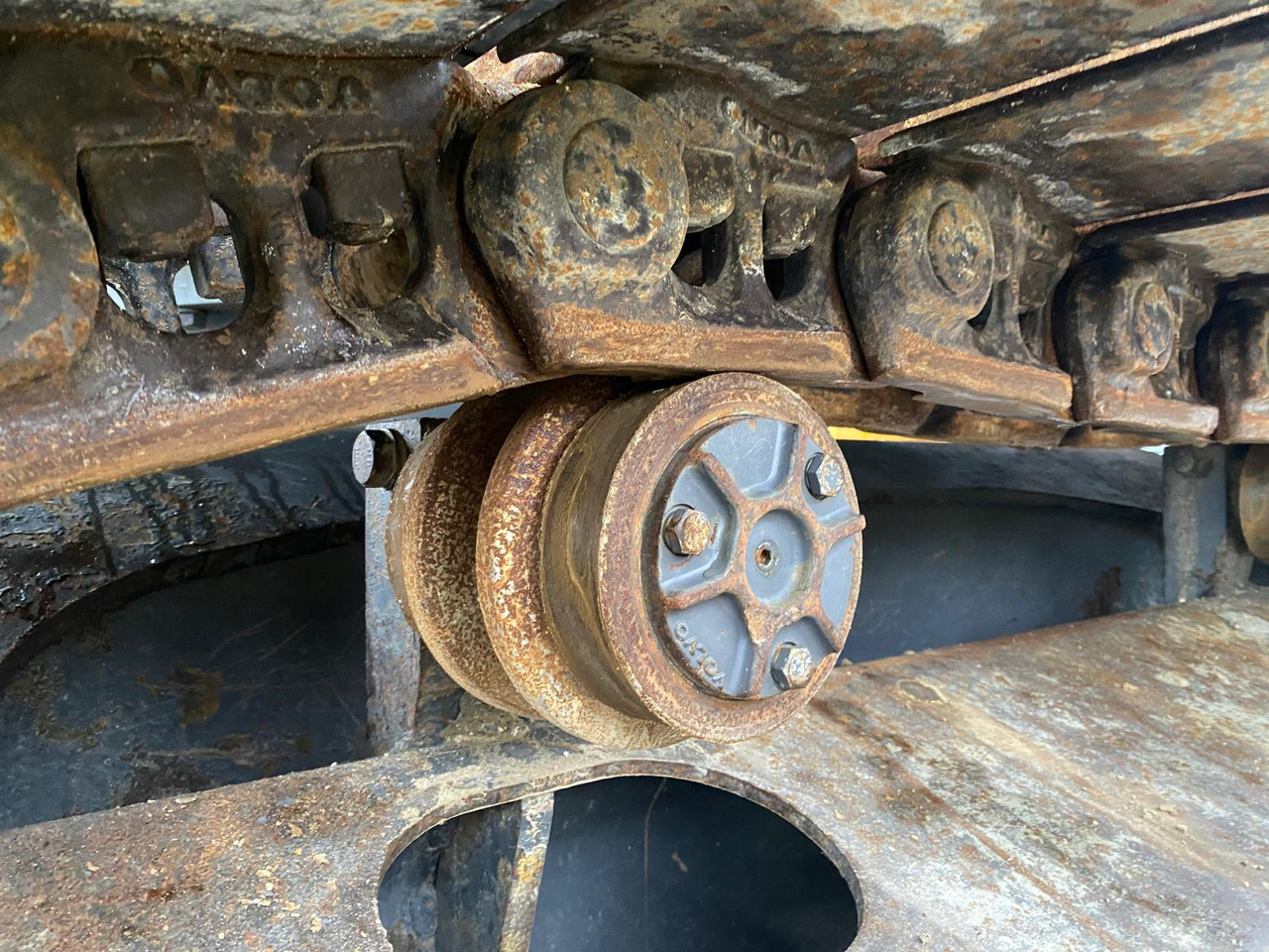 Гусеничный экскаватор Volvo EC300: фото 27 Гусеничный экскаватор Volvo EC300: фото 27