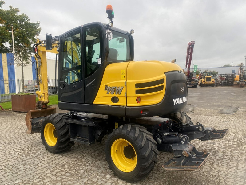 Yanmar B95w NVT - Колёсный экскаватор: фото 2 Yanmar B95w NVT - Колёсный экскаватор: фото 2