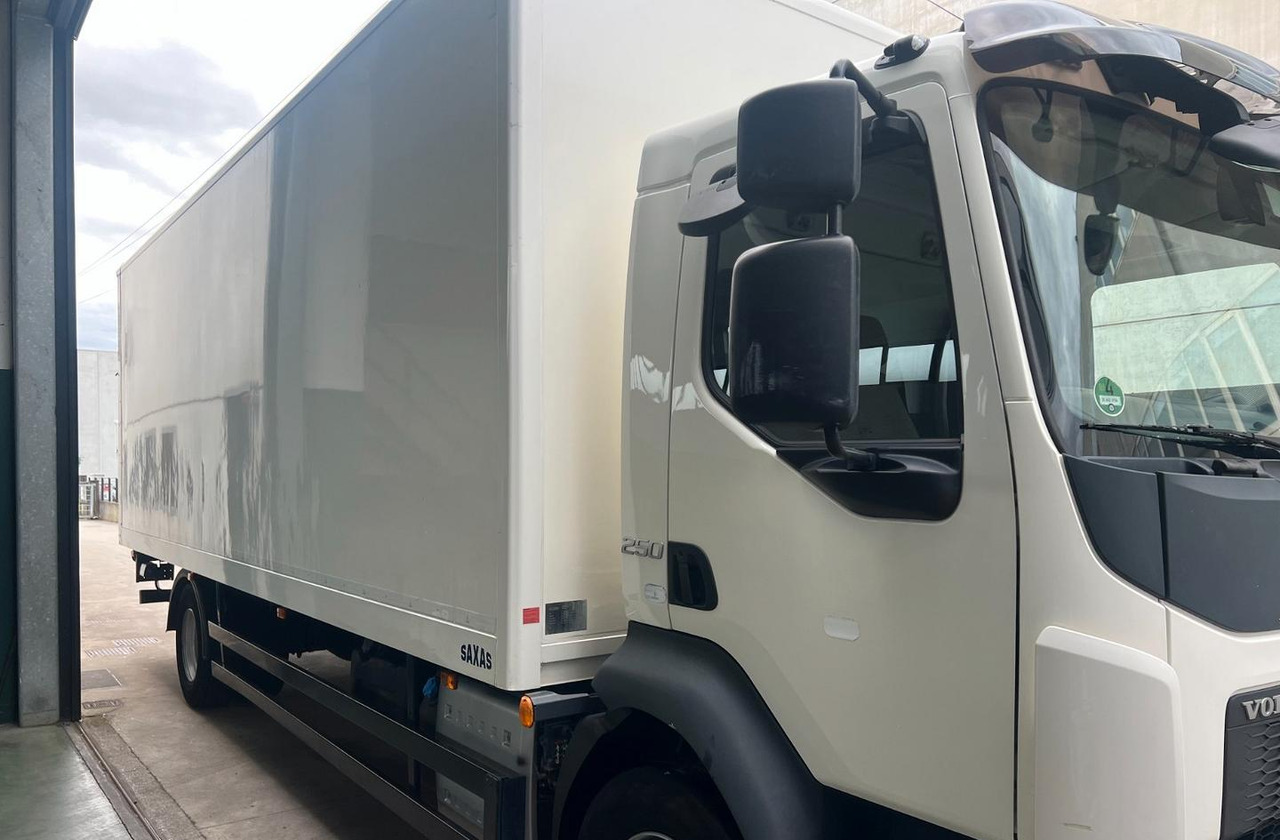 VOLVO FL 250 euro 6 sponda - Грузовик с закрытым кузовом: фото 5 VOLVO FL 250 euro 6 sponda - Грузовик с закрытым кузовом: фото 5