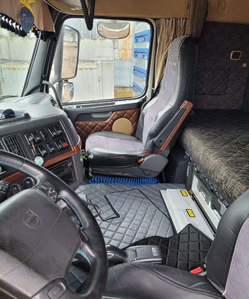Volvo FH13 440AG - Тягач: фото 4 Volvo FH13 440AG - Тягач: фото 4