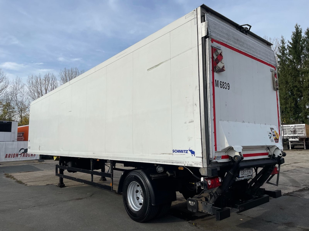 Schmitz Cargobull SKO10/CARRIER/MAXIMA1300/8810h/LBW/BÄR/Lenkachse - Полуприцеп-рефрижератор: фото 5 Schmitz Cargobull SKO10/CARRIER/MAXIMA1300/8810h/LBW/BÄR/Lenkachse - Полуприцеп-рефрижератор: фото 5