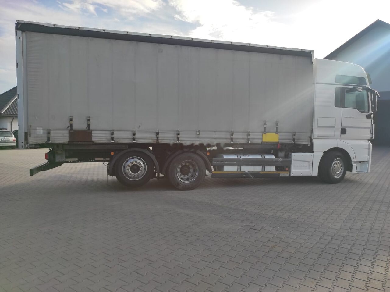 MAN TGX 26.440 - Грузовик-шасси: фото 4 MAN TGX 26.440 - Грузовик-шасси: фото 4