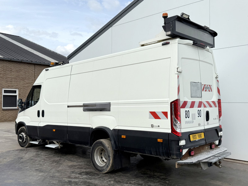 Iveco Daily 70C17 3.0 **Engine Broken** 3.0L L4H2 Dubbellucht Airco Cruise Control Dubbele Schuifdeuren Trekhaak 3.5t Tachograaf - Цельнометаллический фургон: фото 3 Iveco Daily 70C17 3.0 **Engine Broken** 3.0L L4H2 Dubbellucht Airco Cruise Control Dubbele Schuifdeuren Trekhaak 3.5t Tachograaf - Цельнометаллический фургон: фото 3