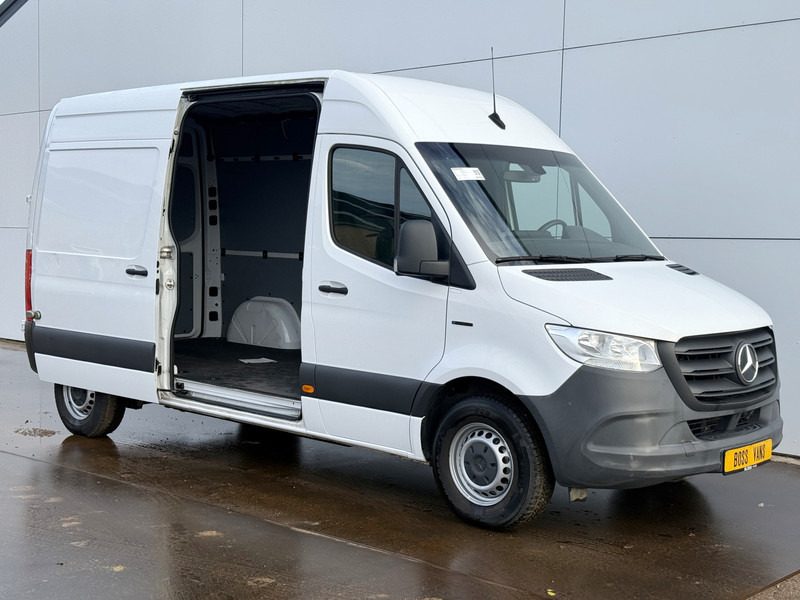 Mercedes-Benz eSprinter 312 ALL-IN PRIJS L2H2 55kWh 168km WLTP 80kw Snelladen Climate Control Camera Stoelverwarming Laadkabel - Цельнометаллический фургон, Электрический фургон: фото 5 Mercedes-Benz eSprinter 312 ALL-IN PRIJS L2H2 55kWh 168km WLTP 80kw Snelladen Climate Control Camera Stoelverwarming Laadkabel - Цельнометаллический фургон, Электрический фургон: фото 5