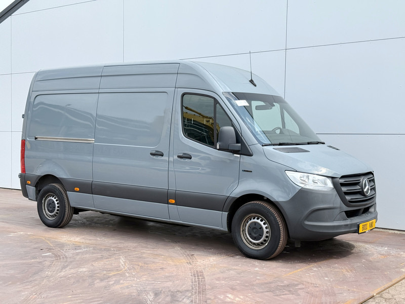 Mercedes-Benz eSprinter 312 L2H2 Elektrisch 41kWh 135km WLTP Climate Control Camera Stoelverwarming - Цельнометаллический фургон, Электрический фургон: фото 4 Mercedes-Benz eSprinter 312 L2H2 Elektrisch 41kWh 135km WLTP Climate Control Camera Stoelverwarming - Цельнометаллический фургон, Электрический фургон: фото 4