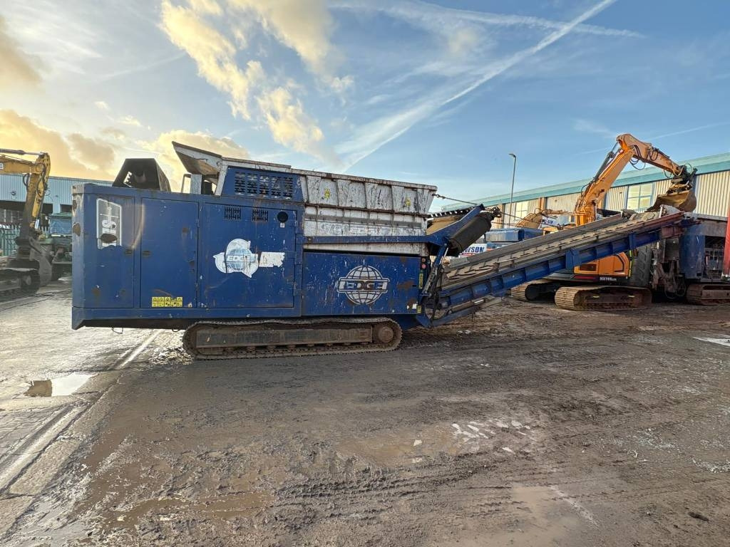 Edge SLAYER XL - Шредер промышленный: фото 1 Edge SLAYER XL - Шредер промышленный: фото 1