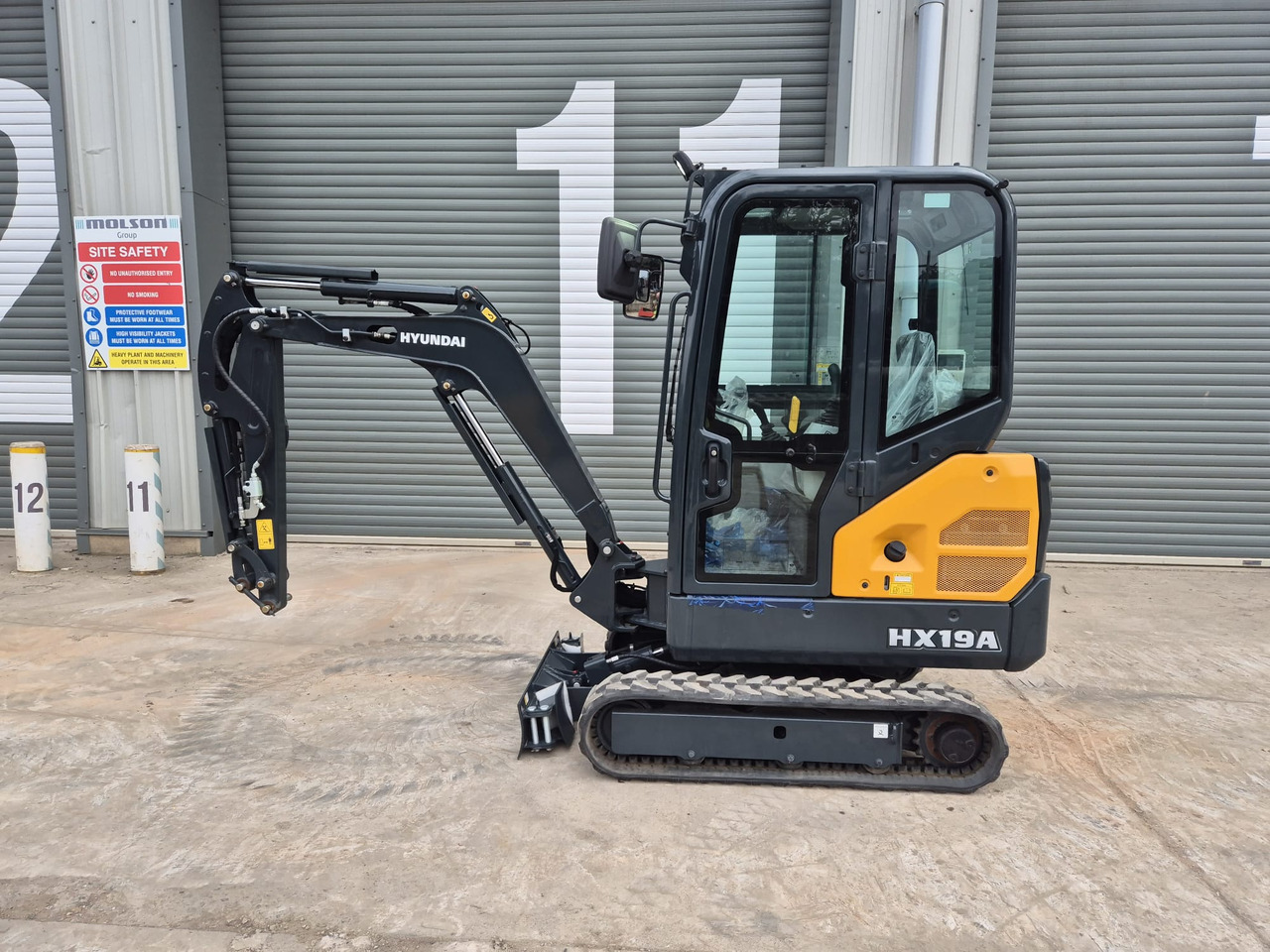 Hyundai HX19A - Мини-экскаватор: фото 2 Hyundai HX19A - Мини-экскаватор: фото 2
