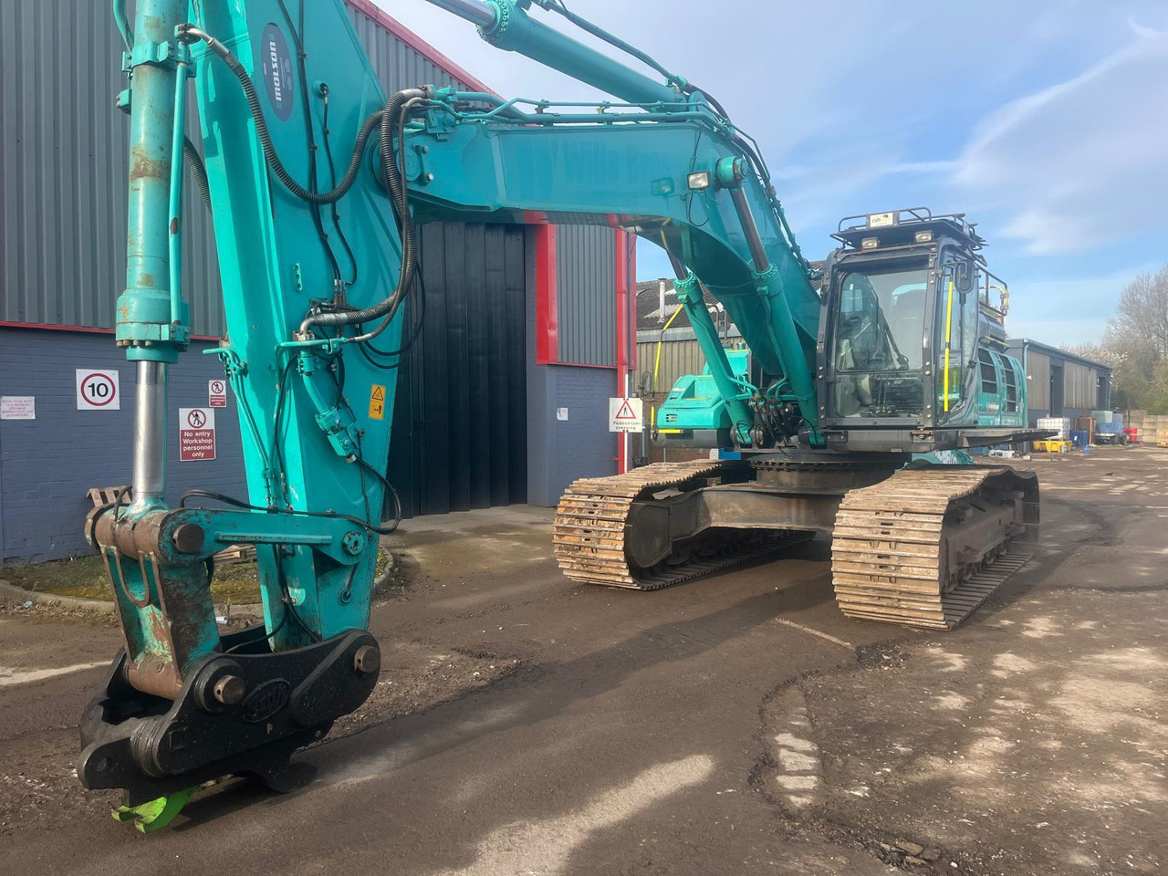 Kobelco SK500LC-10 - Гусеничный экскаватор: фото 1 Kobelco SK500LC-10 - Гусеничный экскаватор: фото 1