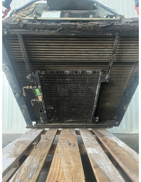 Liebherr A904 Li/A904C Li/R904/R904C - Радиатор: фото 3 Liebherr A904 Li/A904C Li/R904/R904C - Радиатор: фото 3