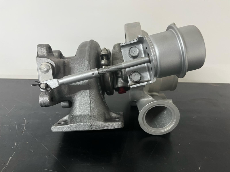 Liebherr Gereviseerde turbo D934 A7 D 934 A 7 - Двигатель и запчасти: фото 2 Liebherr Gereviseerde turbo D934 A7 D 934 A 7 - Двигатель и запчасти: фото 2
