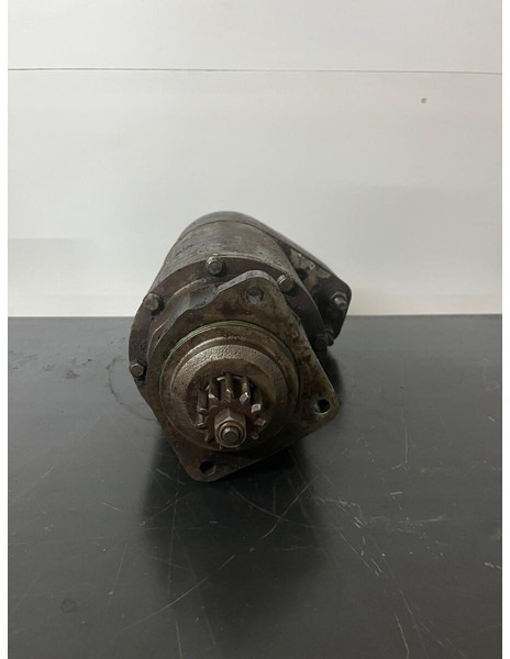 Liebherr - Запчасти: фото 3 Liebherr - Запчасти: фото 3