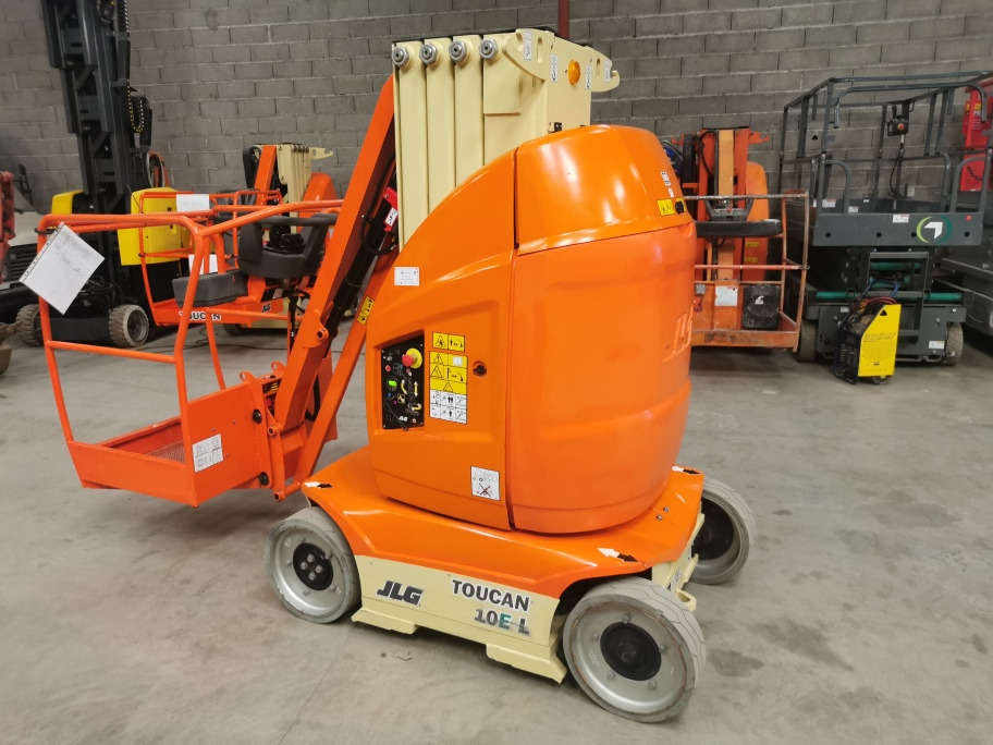 JLG Toucan 10E - Вертикальный мачтовый подъемник: фото 3 JLG Toucan 10E - Вертикальный мачтовый подъемник: фото 3