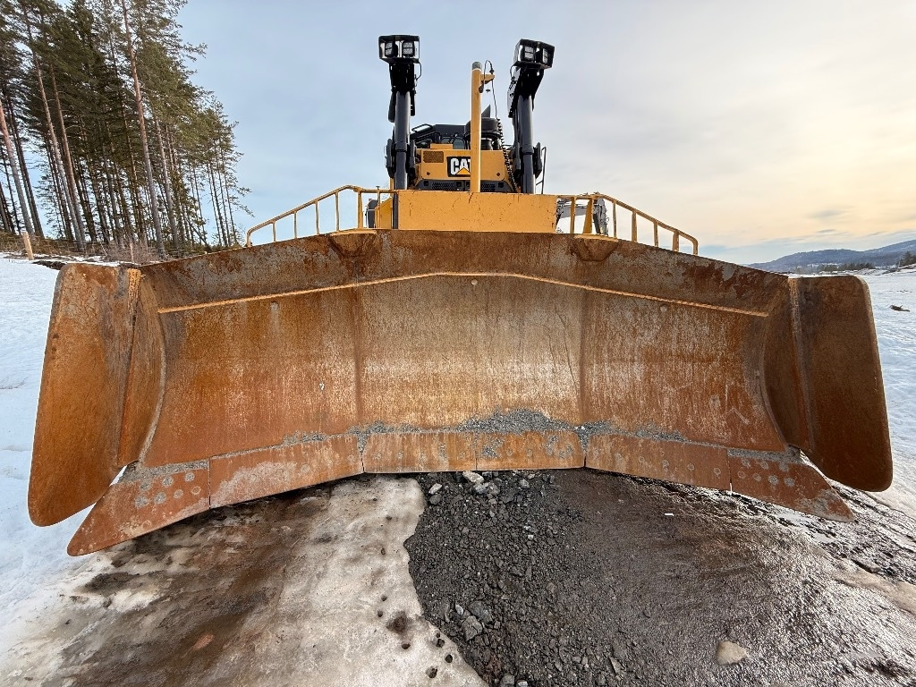 CAT D8T - Бульдозер: фото 3 CAT D8T - Бульдозер: фото 3
