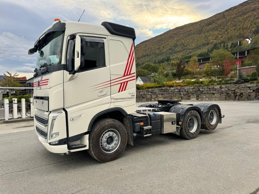 Volvo FH540 6 X 4 - Тягач: фото 1 Volvo FH540 6 X 4 - Тягач: фото 1
