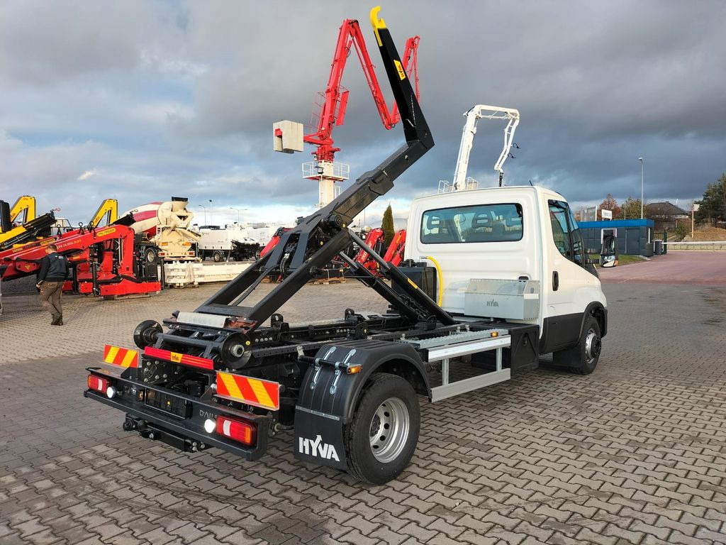 Iveco 70C18H Abrollkipper HYVA HKS-5 - Коммерческий автомобиль, Крюковой мультилифт: фото 4 Iveco 70C18H Abrollkipper HYVA HKS-5 - Коммерческий автомобиль, Крюковой мультилифт: фото 4