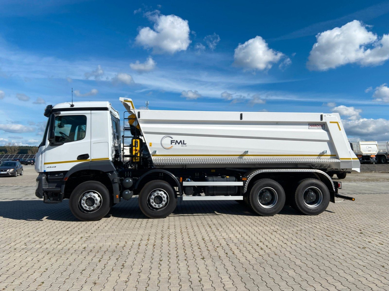 Mercedes-Benz Arocs 4243 8x4 FML KIPPER 20 M3 - Самосвал: фото 4 Mercedes-Benz Arocs 4243 8x4 FML KIPPER 20 M3 - Самосвал: фото 4