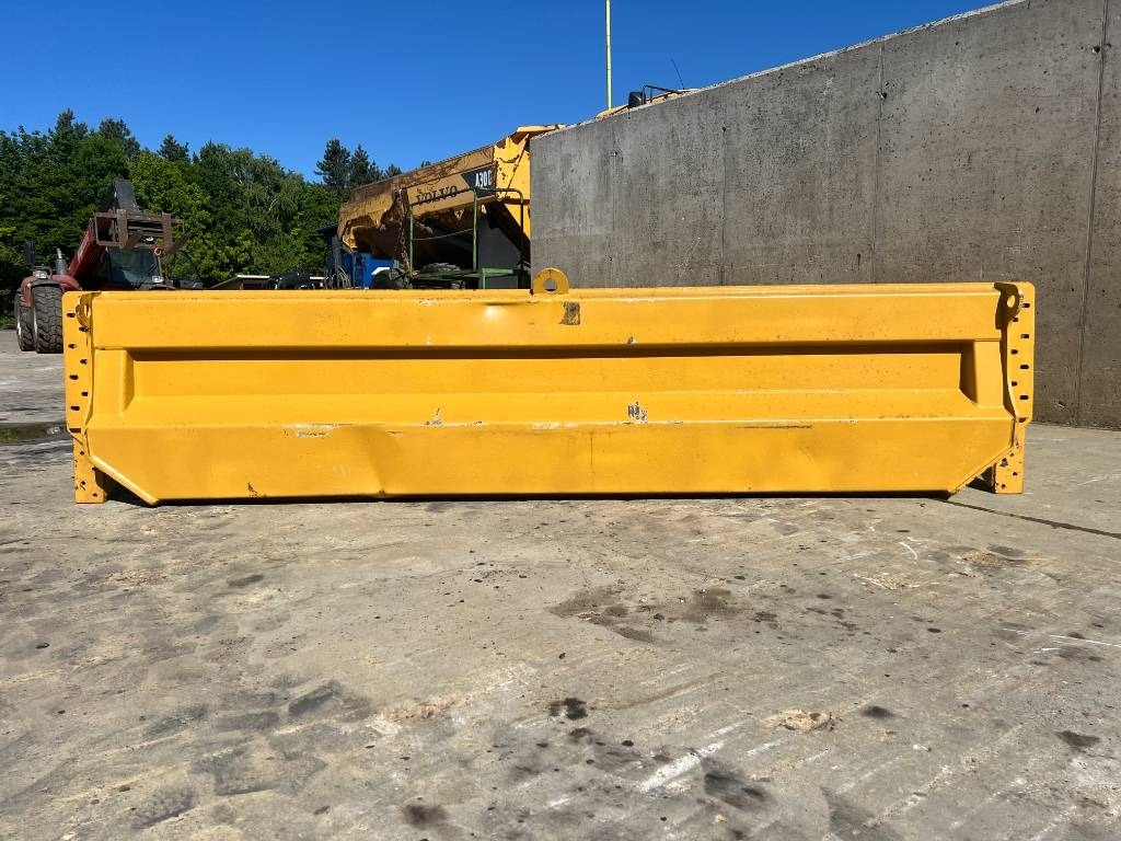 CAT TAILGATE CAT 735 - Кузов для самосвала: фото 2 CAT TAILGATE CAT 735 - Кузов для самосвала: фото 2