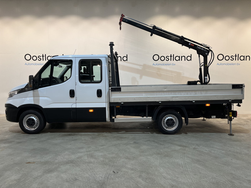 Iveco Daily 35S18D 3.0 375 Automaat Open Laadbak / Hiab Kraan / Euro 6 / Trekhaak 3500 KG / Airco / Camera / Navigatie / 3-Zits / 67.000 KM !! - Малотоннажный бортовой грузовик: фото 2 Iveco Daily 35S18D 3.0 375 Automaat Open Laadbak / Hiab Kraan / Euro 6 / Trekhaak 3500 KG / Airco / Camera / Navigatie / 3-Zits / 67.000 KM !! - Малотоннажный бортовой грузовик: фото 2