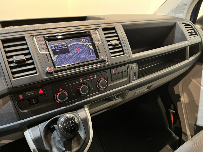 Коммерческий автомобиль Volkswagen Transporter 2.0 TDI L2H1 / Van Den Born Glasresteel / Euro 6 / Airco / Glastransporter / Cruise Control / Trekhaak / Imperiaal / CarPlay /  Navigatie / PDC / 83.500 KM !!: фото 7