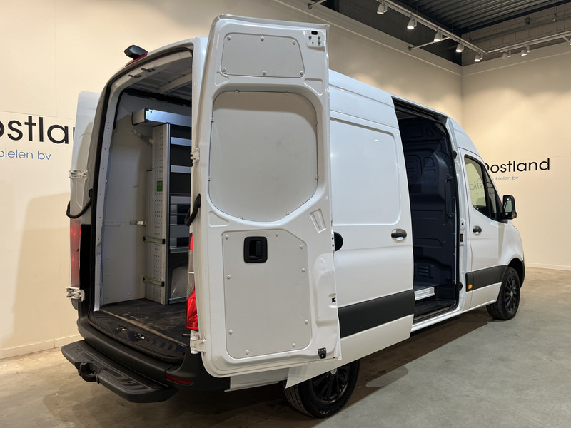 Mercedes-Benz Sprinter 317 CDI L2H2 RWD / Euro 6 / Servicebus / Bott inrichting / 220V / MBUX / Airco / Cruise / CarPlay / Camera / Trekhaak / BPM VRIJ !! - Цельнометаллический фургон: фото 2 Mercedes-Benz Sprinter 317 CDI L2H2 RWD / Euro 6 / Servicebus / Bott inrichting / 220V / MBUX / Airco / Cruise / CarPlay / Camera / Trekhaak / BPM VRIJ !! - Цельнометаллический фургон: фото 2