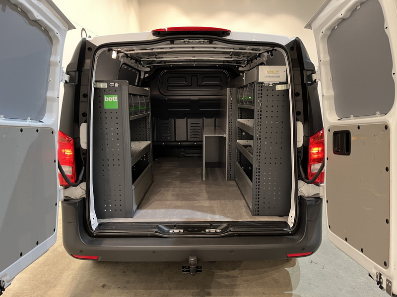 Mercedes-Benz Vito 116 CDI RWD Servicebus / Bott Inrichting / Euro 6 / Schuifdeur L + R / Airco / Cruise Control / Trekhaak / Camera / Navigatie / BPM VRIJ !! - Легковой фургон: фото 2 Mercedes-Benz Vito 116 CDI RWD Servicebus / Bott Inrichting / Euro 6 / Schuifdeur L + R / Airco / Cruise Control / Trekhaak / Camera / Navigatie / BPM VRIJ !! - Легковой фургон: фото 2