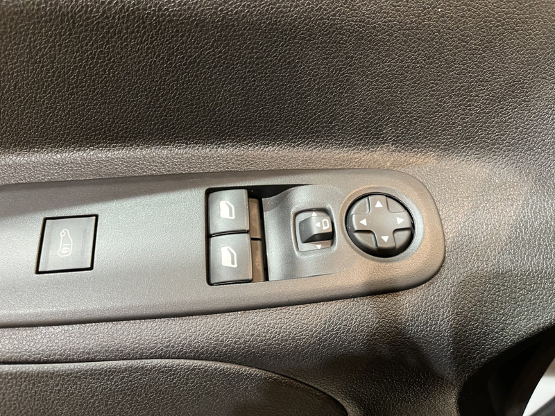 Легковой фургон Opel Combo 1.5D L2H1 Innovation / Euro 6 / Airco / Camera / Cruise Control / Navigatie / CarPlay / LMV  / BPM VRIJ !!: фото 10