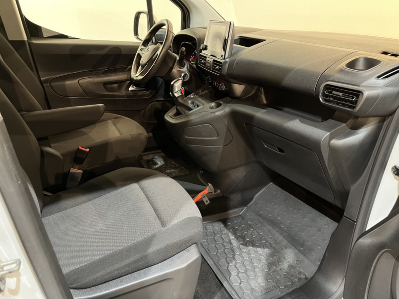 Легковой фургон Opel Combo 1.5D L2H1 Innovation / Euro 6 / Airco / Camera / Cruise Control / Navigatie / CarPlay / LMV  / BPM VRIJ !!: фото 18