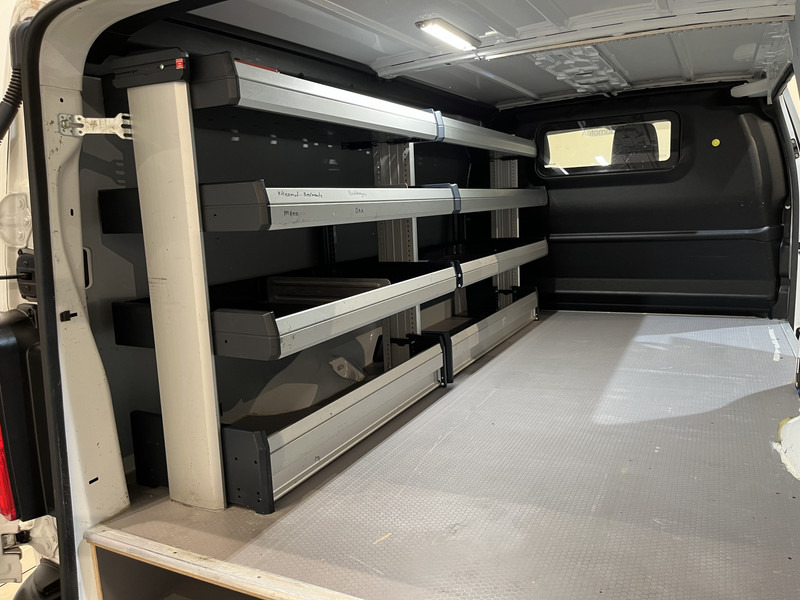 Легковой фургон Opel Vivaro 2.0 CDTI L3H1 150 PK Servicebus / Inrichting / Euro 6 / Airco / Cruise Control / Camera / Trekhaak / CarPlay / Navigatie / 3-Zits /: фото 12