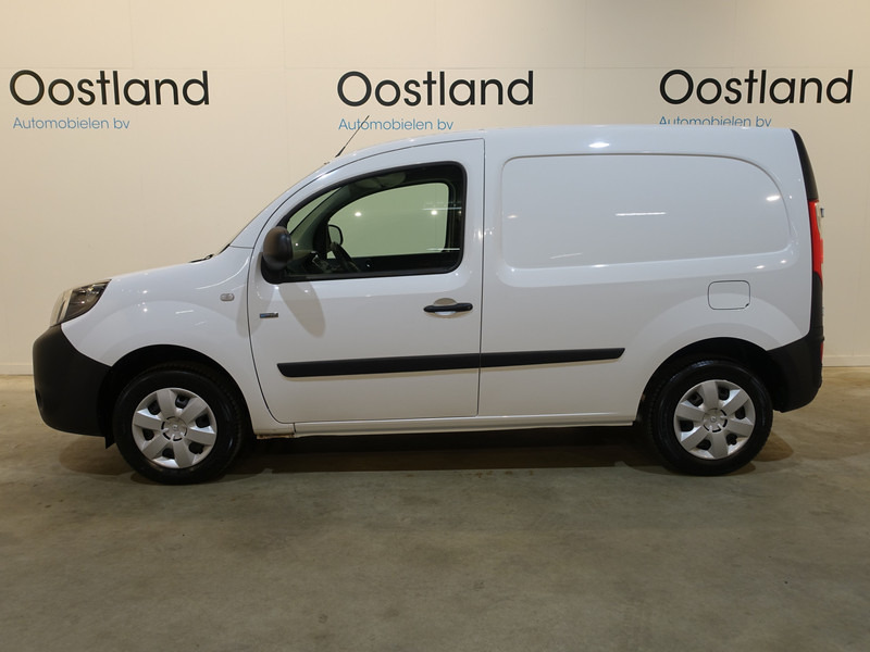 Renault Kangoo Z.E. 33 KwH (ex. accu) / Airco / Schuifdeur / PDC / 11.700 KM !! / BPM VRIJ !! - Легковой фургон, Электрический фургон: фото 2 Renault Kangoo Z.E. 33 KwH (ex. accu) / Airco / Schuifdeur / PDC / 11.700 KM !! / BPM VRIJ !! - Легковой фургон, Электрический фургон: фото 2