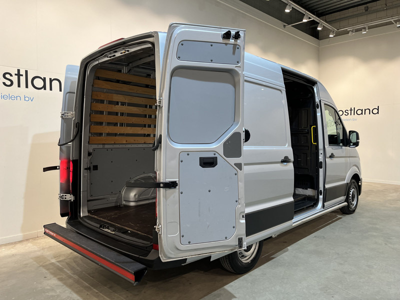 Volkswagen Crafter 2.0 TDI L3H3 / Euro 6 / Airco / Cruise Control / 3-Zits / 67.200 KM !! / BPM VRIJ !! - Легковой фургон: фото 2 Volkswagen Crafter 2.0 TDI L3H3 / Euro 6 / Airco / Cruise Control / 3-Zits / 67.200 KM !! / BPM VRIJ !! - Легковой фургон: фото 2