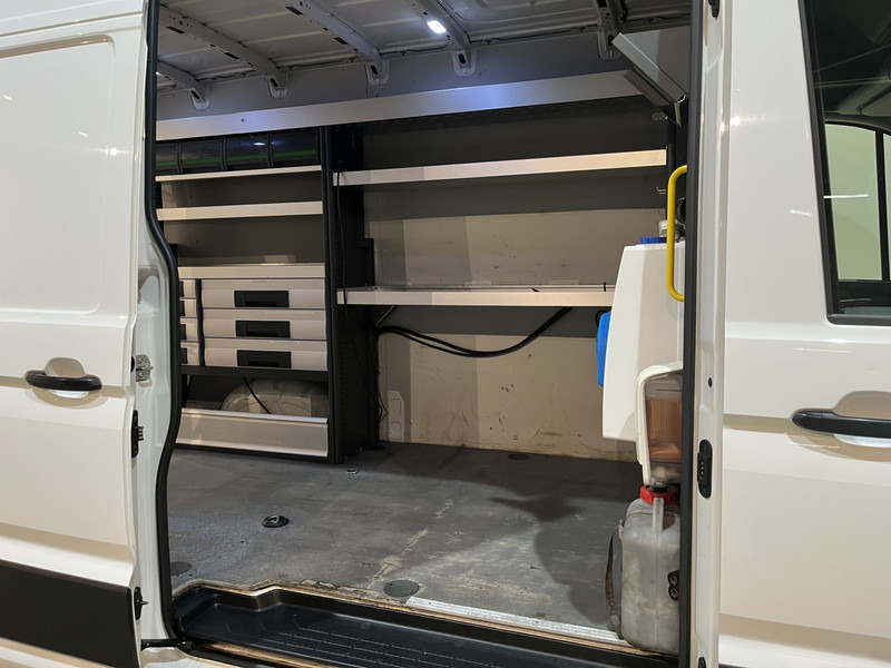 Цельнометаллический фургон, Грузопассажирский фургон Volkswagen Crafter 35 2.0 TDI L3H3 180 PK Servicebus / Bott Inrichting / Euro 6 / Trekhaak 3000 KG / 220V. / Airco / Navigatie / CarPlay / Cruise Control / PDC 85.250 KM !!: фото 19