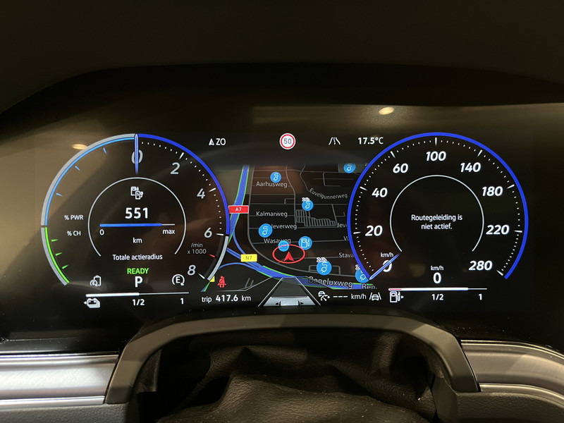 Внедорожник Volkswagen Touareg R 3.0 TSi 462 PK eHybrid 4MOTION Full Options / Luchtvering / IQ Matrix / 360 Camera / Panoramadak / Head-Up / Leder / Stoelventilatie / Stoelverwarming: фото 9