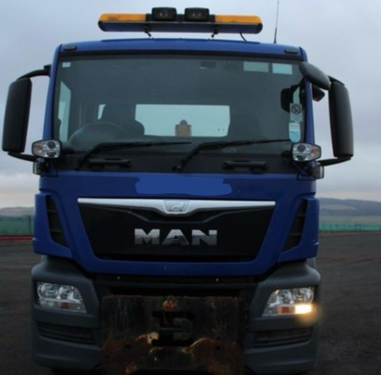 MAN Tgs 26.360 6x4 wywrotka piaskarka pług e6 euro6 - Самосвал: фото 4 MAN Tgs 26.360 6x4 wywrotka piaskarka pług e6 euro6 - Самосвал: фото 4