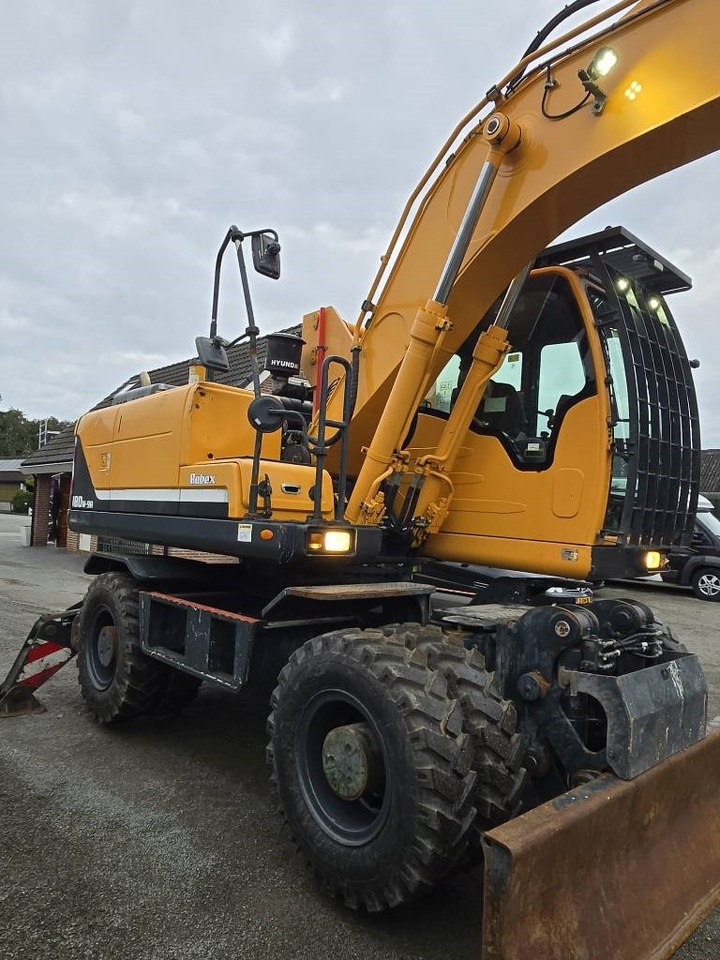 Hyundai R 180W-9A - Колёсный экскаватор: фото 5 Hyundai R 180W-9A - Колёсный экскаватор: фото 5